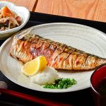 福岡市中央区渡辺通、梅山鉄平食堂でクオリティ高い魚を召し上がれ！